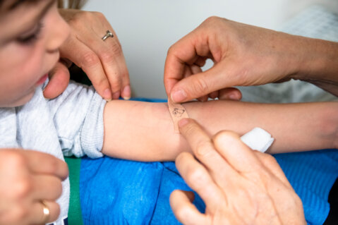 SEROCoV-KIDS : une nouvelle étude sur les enfants, les adolescentes et les adolescents !